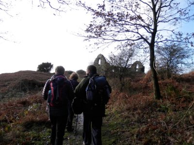 Approaching Hen Eglwys (Cryke Chapel)