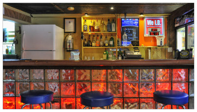 Welcome to Club Ebony - Bar & Eats