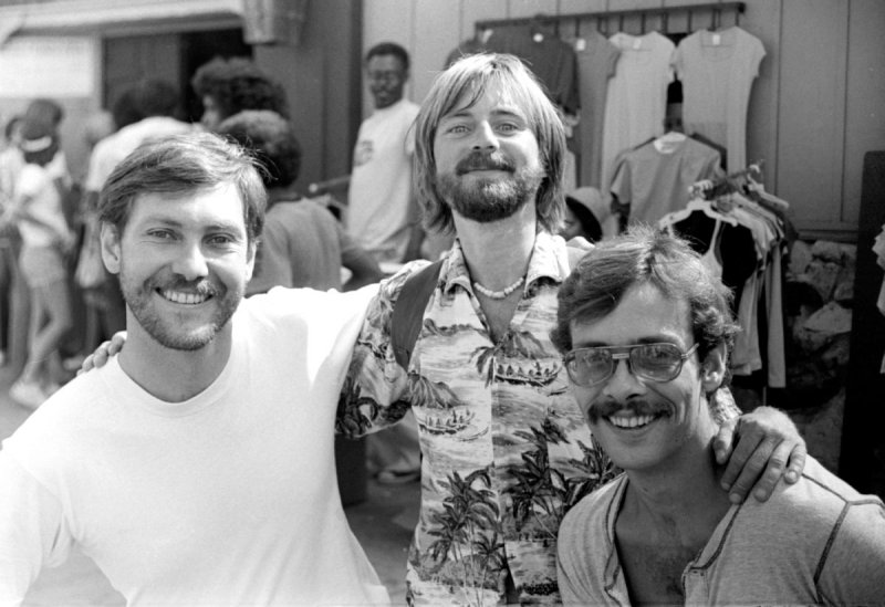 02348 35-16A 08-21-77 Steve McGrew _LJ and friend.jpg