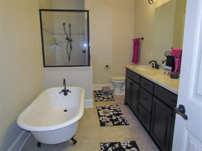 Bath 2ndfloor