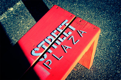 Street Plaza