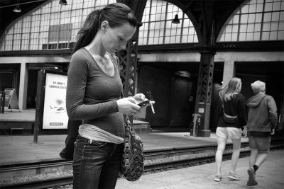 Smoker texting