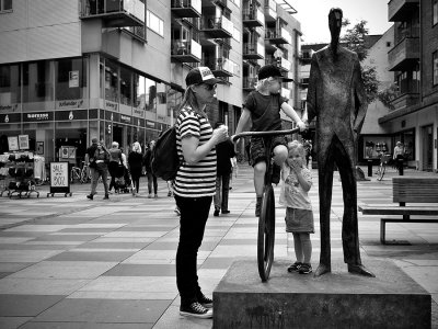 Playing on the sculpture