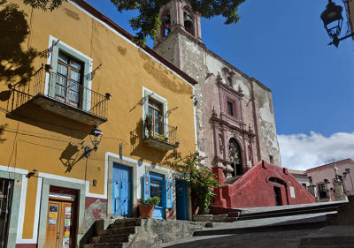 Templo y Plaza de San Roque