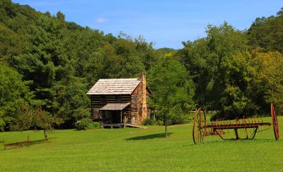 Gladie Cabin