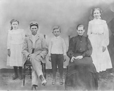 Beadles1910.jpg