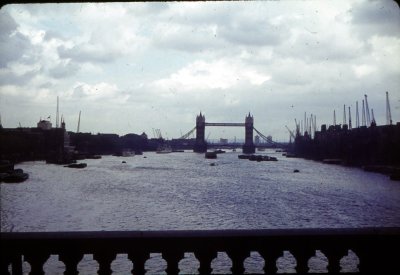 1-31_RiverThames-TowerBridge.jpg