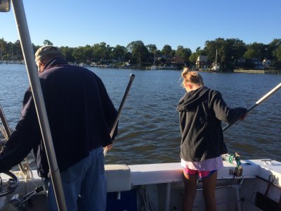 09-2015 Fishing & Crabbing 