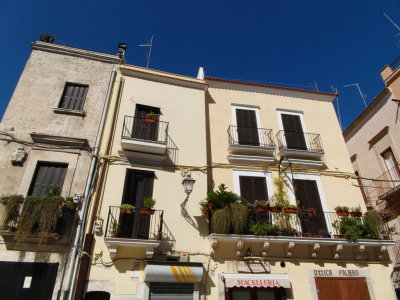 Bari