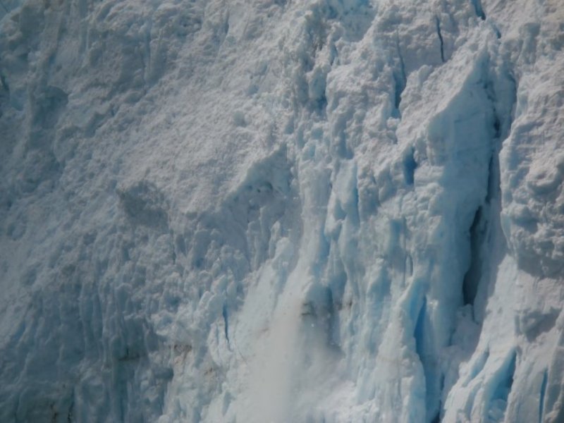  Calving Glacier 