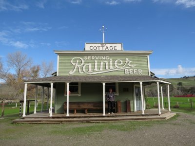 Saloon