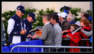 USA Vice Captains Andy North Steve Stricker sign for the fans.
