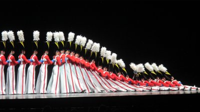Rockettes dancing as Toy Soldiers