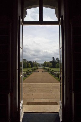 wrest park house to lake