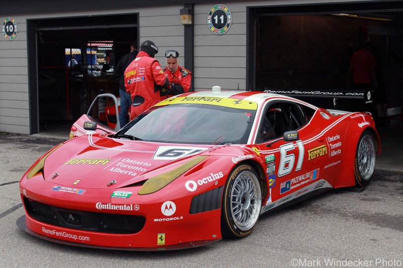 R Ferri/AIM Motorports Racing w/Ferrari  Ferrai 458
