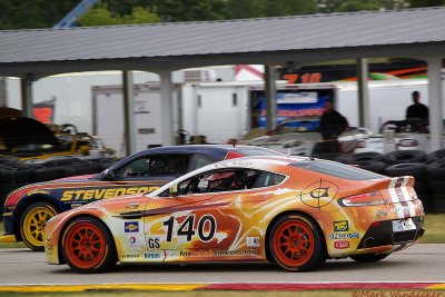 40TH 17GS TIM FIX/KRIS WILSON ASTON MARTIN VANTAGE