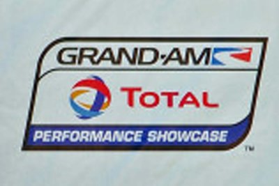 Total Performance Showcase (2012)
