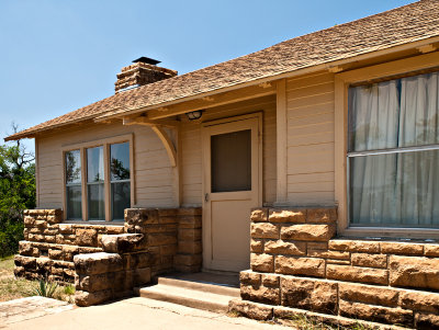 Loma Vista Lodge entry