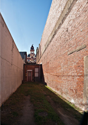 Alley and Caldwell Co. Court House Lockhart TX 