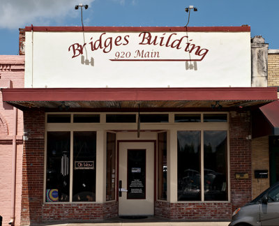  Bridges Building, 920 Main St.