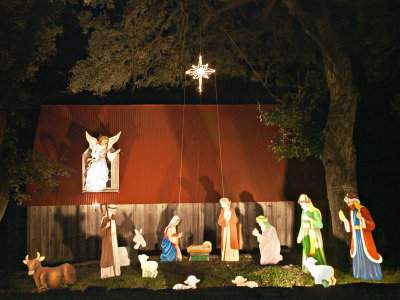 Trail of Lights at Momument Hill State Park