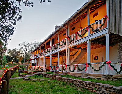 Kreische  House at dusk