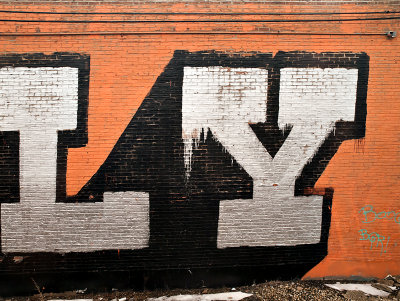 L Y, Chicago