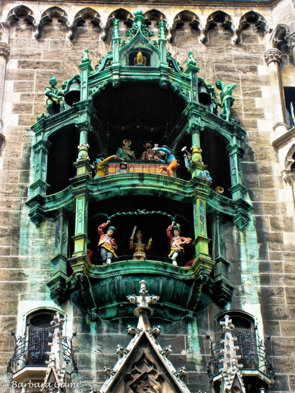 Neues Rathaus: the Glockenspiel