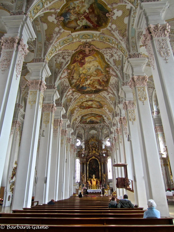 Heiliggeistkirche interior