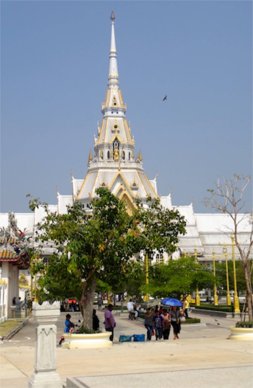 Wat Sothorn at Chachoengsao