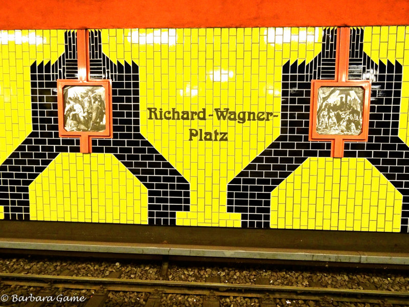 Richard Wagner Platz Station