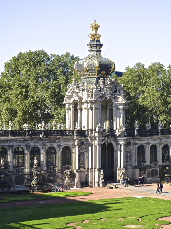 Zwinger balustrade and walkway gate topped by the Polish Crown