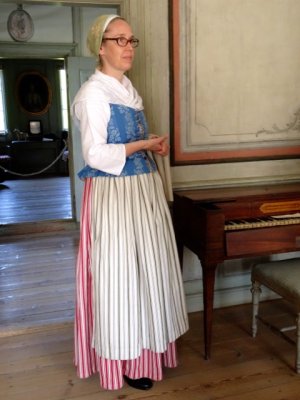 Costumed guide at Skogaholm Manor
