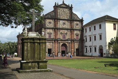 _DSF0975 Basilica of Bom Jesus.jpg