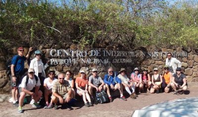 5.18 Group at Parque Nacional Galapagos.JPG