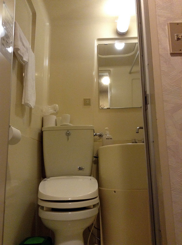 Hotel King Arasaki Kyushu 3.jpg