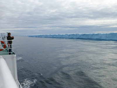 Tabular iceberg - 2.5 miles X 0.5 mile X 70' high