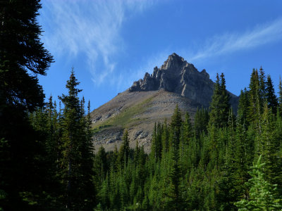 Bow Lake summit trail
