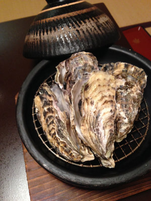 famous Hiroshima green oysters IMG_0340.jpg