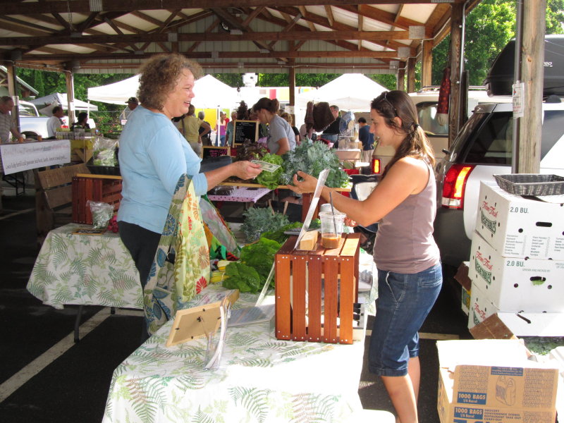 Farmers Market 003.jpg