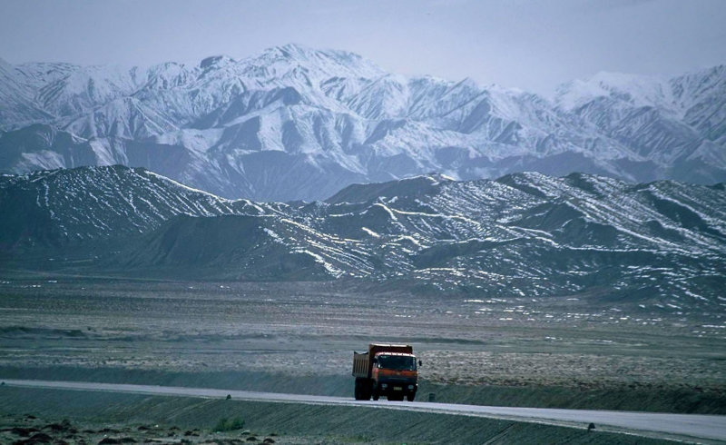 Travelling through the Kunlun Shan, Qinghai