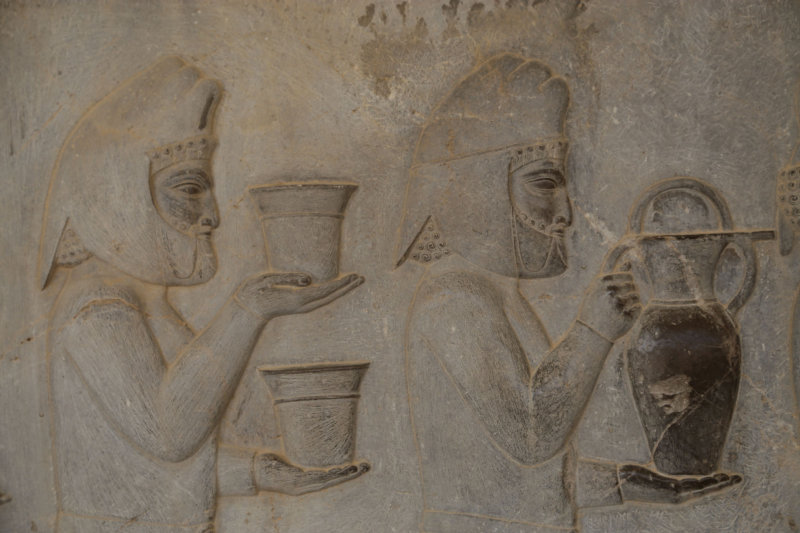 Median Delegate with Sword (akinakes), Apadana Staircase, Persepolis