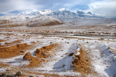 Muztagh Ata from the Karakoram Highway near Tashkurgan, Xinjiang, China