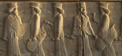 Persian and Median dignitaries, Northern Staircase, Tripylon, Persepolis