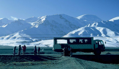 Dealing with the cold and altitude, on the Tibetan Plateau