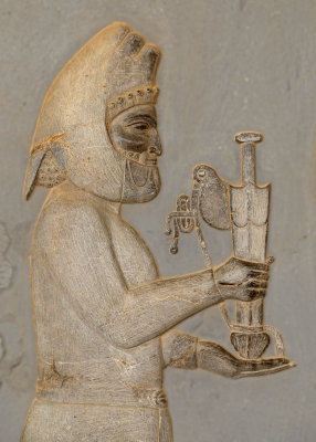 Median Delegate with Sword (akinakes), Apadana Staircase, Persepolis