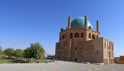 Soltanieh (Öljeitü Mausoleum)