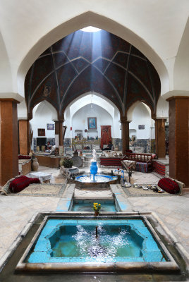 The Khan Traditional Restaurant (previously a bathouse) in Kashan