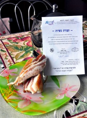 Kosher Bacon (!) Certified by General Rabbi of Russia