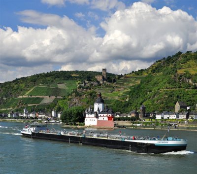 USS Euphory Surfaced in Rhein